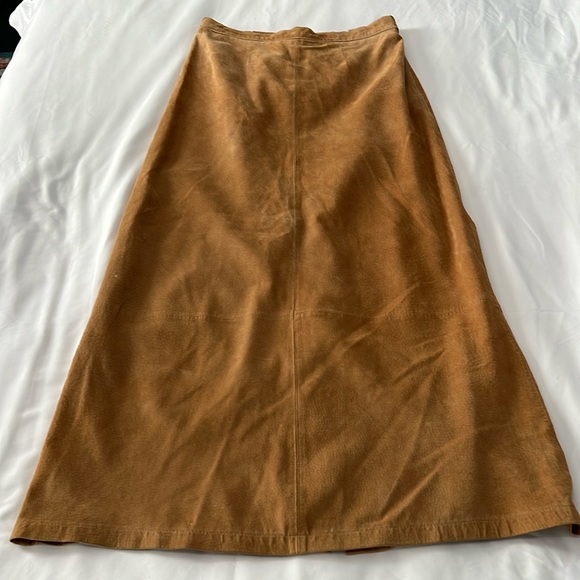 Jane Seymour Dresses & Skirts - Vintage Jane Seymour 100% Leather Tan Suede A-Line Skirt